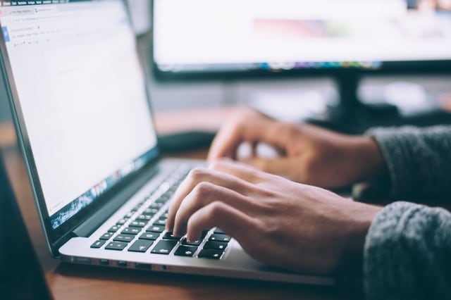 Online jobs for students in the UK